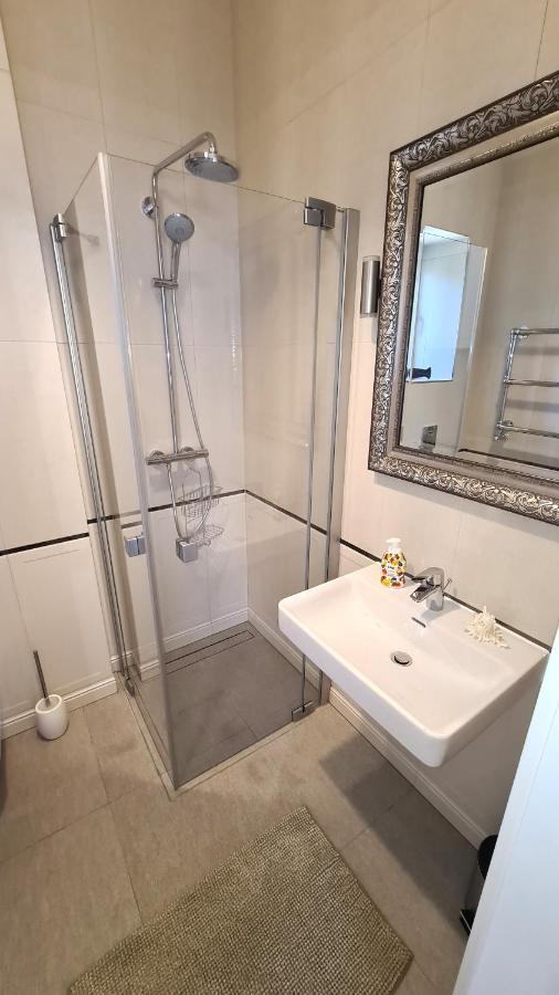 Bajkowy Dom - Apartament Sienkiewicza 5M3 슈비노우이스쳬 외부 사진