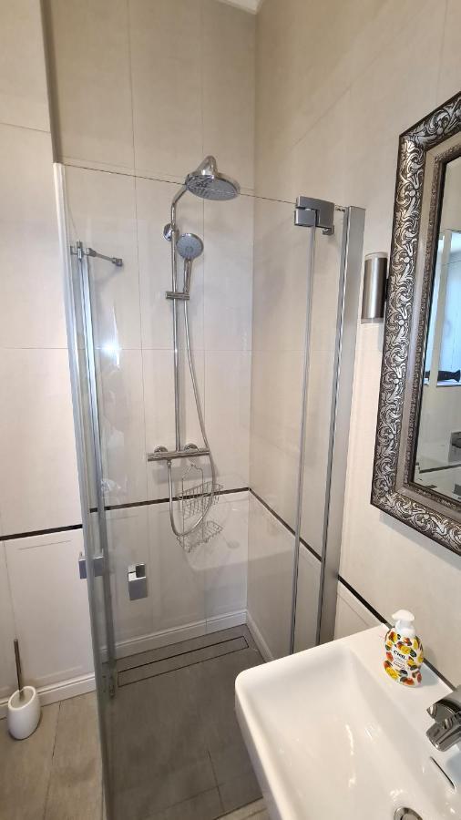 Bajkowy Dom - Apartament Sienkiewicza 5M3 슈비노우이스쳬 외부 사진